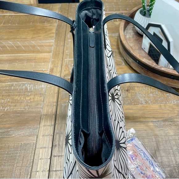 Kate Spade medium Rosa Daisy tote bag EUC - Picture 6 of 7